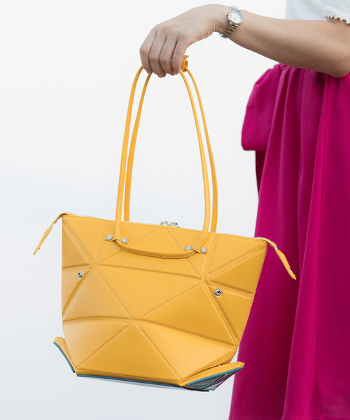 Hanaa-fu（ハナアフ）の「Aries SMALL 変形バッグ 【Hanaa-fu/ハナアフ】（ハンドバッグ・レディース・ホワイト/ブラック/レッド/ブルー/ピンク/オレンジ/イエロー/グリーン/パープル・ONE SIZE）」の7枚目の写真