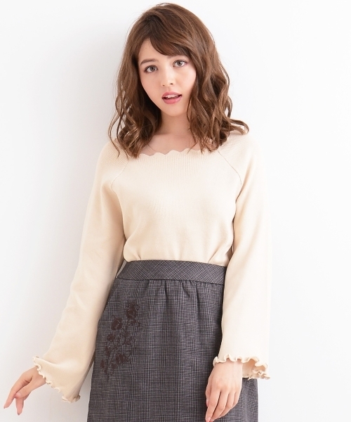 MAJESTIC LEGON（マジェスティックレゴン）の「【WEB限定価格】衿スカラップニットプルオーバー（ニット/セーター・レディース・アイボリー/ボルドー/ラベンダー/グレー/ブラック・MEDIUM）」の9枚目の写真