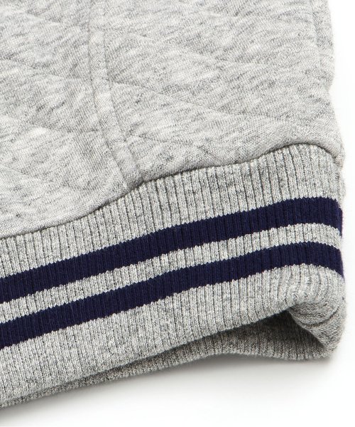 BREEZE（ブリーズ）の「ニットキルトトレーナー（スウェット・キッズ・カーキ/ネイビー/マスタード/グレー・80/90/95/100/110/120/130/140）」の12枚目の写真