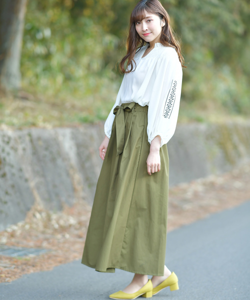 rps(アールピーエス)の「ウエストリボンチノタックスカート(スカート・レディース・カーキ/ネイビー/ベージュ・M)」の7枚目の写真