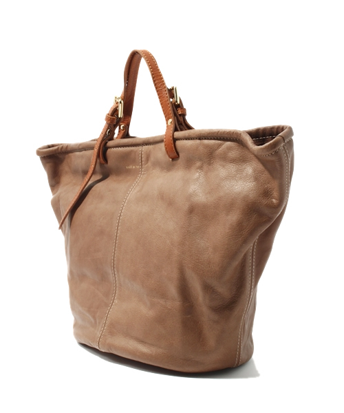 NANO universe（ナノユニバース）の「POPCORN/バイカラーハンドルトート（トートバッグ・レディース・グレイッシュベージュ/ライトブラウン/グレー/ブラック・FREE）」の5枚目の写真