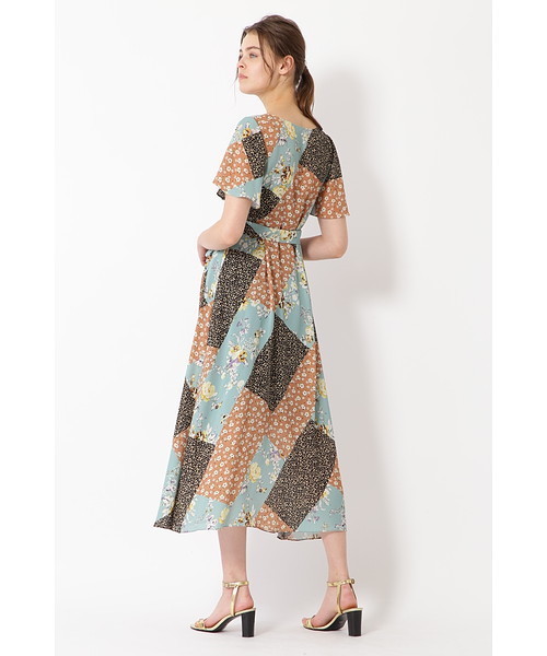 JILL STUART（ジルスチュアート）の「◆シアーミックスフラワーワンピース（ワンピース・レディース・ブラック/インディゴブルー・2/4）」の3枚目の写真