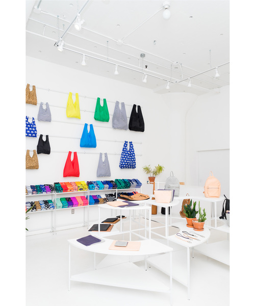 BAGGU(バグー)の「DUCK BAG 184.サマーストライプ/トートバッグ(トートバッグ・レディース・ストライプ・FREE)」の4枚目の写真