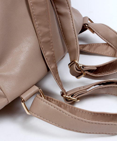 WEGO（ウィゴー）の「WEGO/スリーポケットミニリュック（バックパック/リュック・レディース・ブラック/ベージュ/ワイン/ホワイト・FREE）」の7枚目の写真