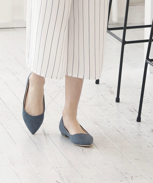 VIVIAN（ヴィヴィアン）の「シンプルプレーンフラットパンプス（パンプス・レディース・ブラック系その他/バーガンディー/その他5/ブラック系その他3/アクア/カラフル/スモークグレー/その他13/レオパード/ベージュ系その他3/ピンク系その他3/その他/グレー系その他4/イエロー系その他3/パイソン/グレー系その他6/その他30/ゴールド系その他4/シルバー系その他5/インディゴブルー・24.5/25.5/23/21.5/24/22/22.5/23.5/26/25）」の9枚目の写真