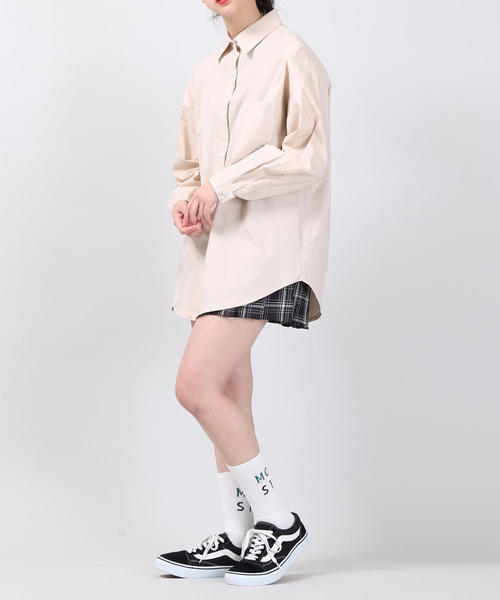 DING(ディング)の「DING/無地カラーシャツ(シャツ/ブラウス・レディース・ホワイト/ベージュ/ピンク・FREE)」の8枚目の写真