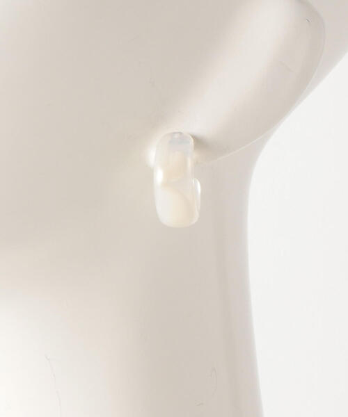 BEAUTY&YOUTH UNITED ARROWS(ビューティーアンドユースユナイテッドアローズ)の「BY キャンディーミニサークルピアス о(ピアス(両耳用)・レディース・ホワイト/ブラウン/オレンジ・FREE)」の4枚目の写真