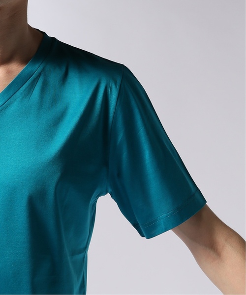 EDIFICE（エディフィス）の「CITA / チータ Vネック Tシャツ（T