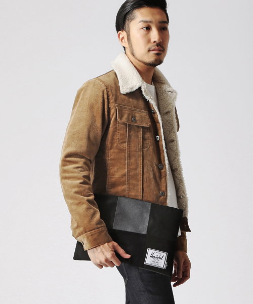 BEAMS(ビームス)の「Herschel×BEAMS / 別注 “Network XL”(BLACK)(クラッチバッグ・メンズ・ブラック・ONE SIZE)」の9枚目の写真