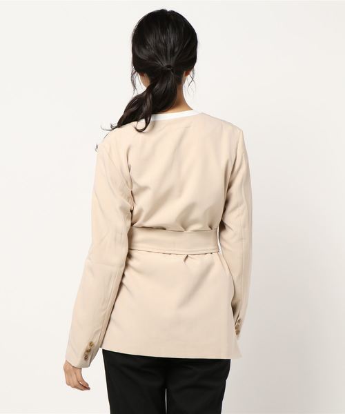 KOBE LETTUCE（コウベレタス）の「ウエストベルト付きサイドスリットベルテッドジャケット（ノーカラージャケット・レディース・ネイビー/ミント/ベージュ系その他・FREE）」の13枚目の写真
