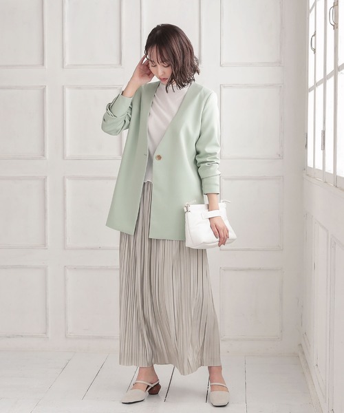 KOBE LETTUCE（コウベレタス）の「ウエストベルト付きサイドスリットベルテッドジャケット（ノーカラージャケット・レディース・ネイビー/ミント/ベージュ系その他・FREE）」の5枚目の写真