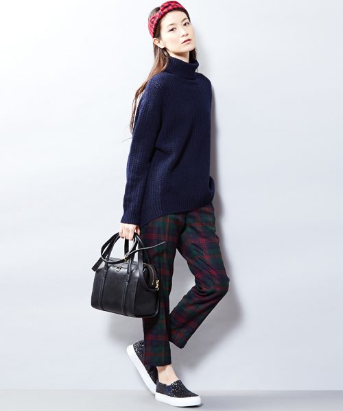 UNITED ARROWS(ユナイテッドアローズ)の「○UAB W/PU チェック パンツ ◆(スラックス・レディース・ネイビー/ブラック・36/40/38/34)」の16枚目の写真