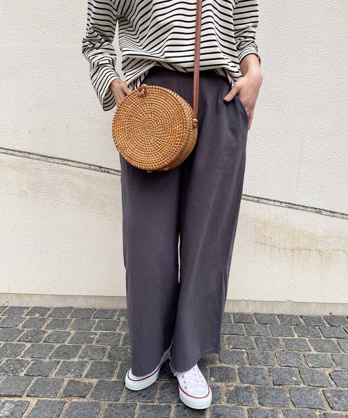 KOBE LETTUCE（コウベレタス）の「アンクル丈orロング丈　リネンタッチワイドフレアパンツ（その他パンツ・レディース・ベージュ/ピンク/イエロー/ミント/クリーム/ピンク系その他/ブラック系その他2/イエロー系その他/ブラック系その他/ベージュ系その他/グリーン系その他/ベージュ系その他2/キャメル/イエロー系その他2/ピンク系その他2/ブラウン/ブラウン系その他/ピンク系その他3/グリーン系その他2/カーキ/ライトブルー/ブルー系その他・1/2）」の4枚目の写真