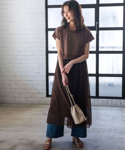 GeeRA（ジーラ）の「異素材切替チュールロングワンピース（ワンピース・レディース・ブラウン/ブラック・LARGE/MEDIUM）」の2枚目の写真