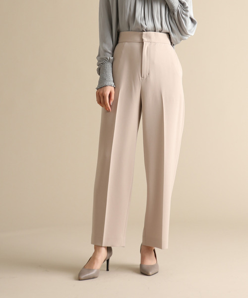 Tiara(ティアラ)の「センタープレスワイドシルエットパンツ(その他パンツ・レディース・ベージュ/ミント・S/L/M)」の1枚目の写真