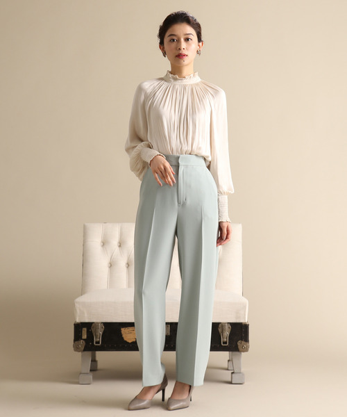 Tiara(ティアラ)の「センタープレスワイドシルエットパンツ(その他パンツ・レディース・ベージュ/ミント・S/L/M)」の2枚目の写真