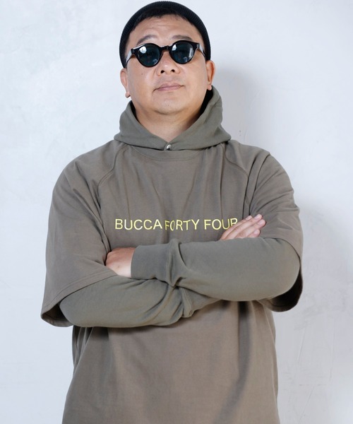 BUCCA 44(ブッカフォーティーフォー)の「【BUCCA 44】オーバーシルエットロゴカットソー(Tシャツ/カットソー・メンズ・ホワイト/カーキ・MEDIUM/LARGE/X-LARGE/XX-LARGE/XXX-LARGE)」の8枚目の写真
