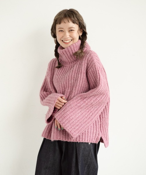 MERLOT（メルロー）の「ざっくり編みタートルネックニット（ニット/セーター・レディース・ライトグレー/ピンク/マスタード/ナチュラル・FREE）」の4枚目の写真