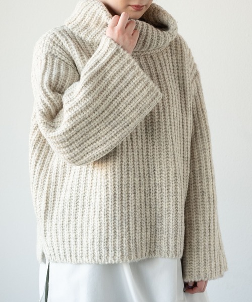 MERLOT（メルロー）の「ざっくり編みタートルネックニット（ニット/セーター・レディース・ライトグレー/ピンク/マスタード/ナチュラル・FREE）」の22枚目の写真