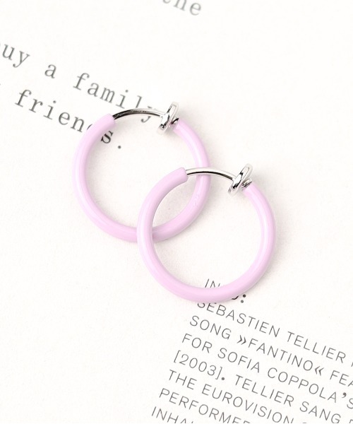 sunny branch(サニーブランチ)の「ブラス 15㎜フープイヤリング(イヤリング・レディース・シルバー/ブラック/スミクロ/ゴールド/ライトピンク/ラベンダー・FREE)」の4枚目の写真