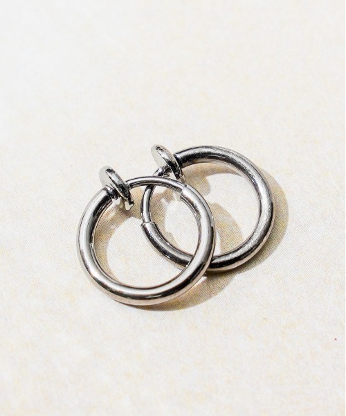 sunny branch(サニーブランチ)の「ブラス 15㎜フープイヤリング(イヤリング・レディース・シルバー/ブラック/スミクロ/ゴールド/ライトピンク/ラベンダー・FREE)」の1枚目の写真