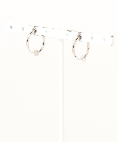 sunny branch(サニーブランチ)の「ブラス 15㎜フープイヤリング(イヤリング・レディース・シルバー/ブラック/スミクロ/ゴールド/ライトピンク/ラベンダー・FREE)」の10枚目の写真