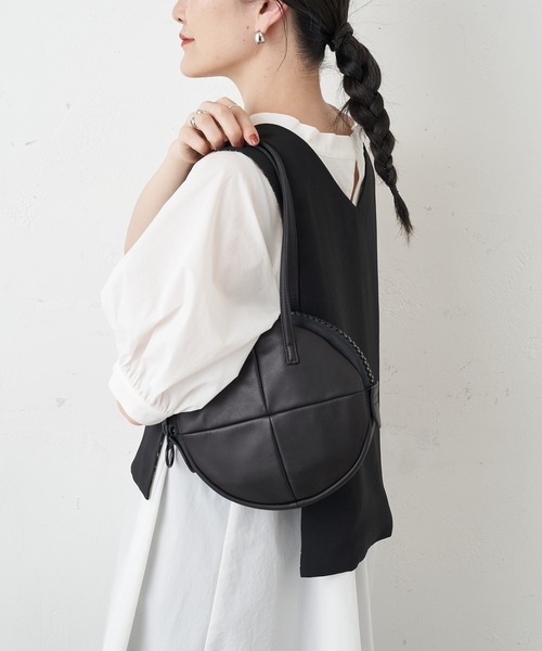 最新 Kawa-Kawa（カワカワ）の「【kawa-kawaカワカワ】(15bis)mini006 バッグ