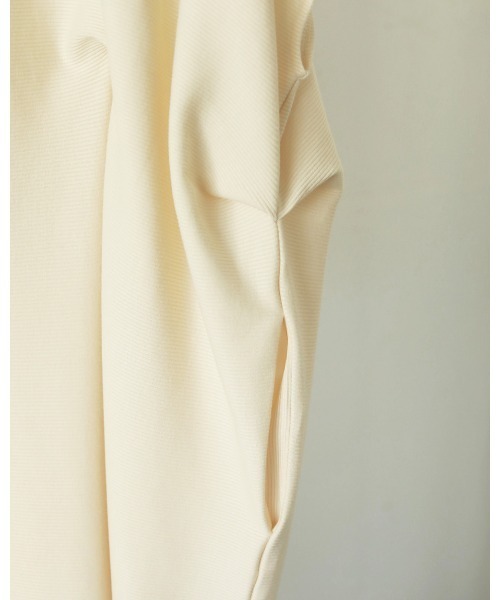 TODAYFUL（トゥデイフル）の「アシンメトリーラフドレス（ワンピース・レディース・キナリ/ダークブラウン・36inch/38inch）」の6枚目の写真