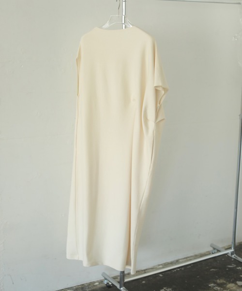 TODAYFUL（トゥデイフル）の「アシンメトリーラフドレス