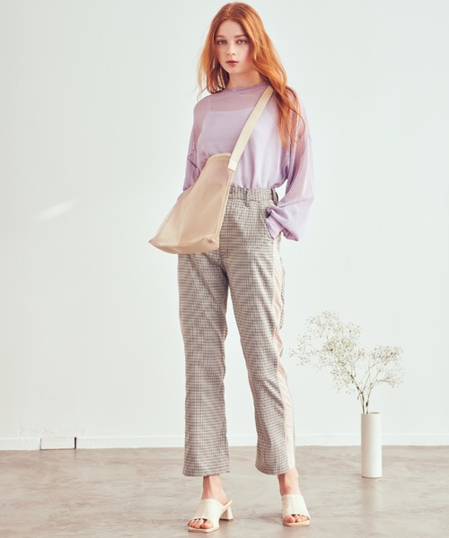 UNRELISH（アンレリッシュ）の「サイドラインチェックパンツ（その他パンツ・レディース・ベージュ/ピンクベージュ・MEDIUM）」の3枚目の写真