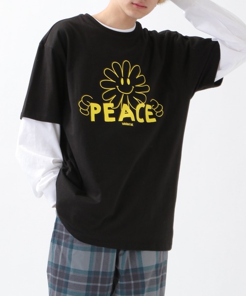 ISTKUNST(イストクンスト)の「ISTKUNST/PEACE FACE TEE 2940866(Tシャツ/カットソー・レディース・ライトブルー/ホワイト/ブラック・LARGE/MEDIUM)」の3枚目の写真