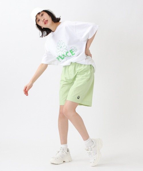 ISTKUNST(イストクンスト)の「ISTKUNST/PEACE FACE TEE 2940866(Tシャツ/カットソー・レディース・ライトブルー/ホワイト/ブラック・LARGE/MEDIUM)」の4枚目の写真