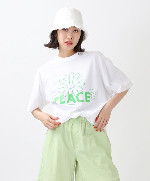 ISTKUNST(イストクンスト)の「ISTKUNST/PEACE FACE TEE 2940866(Tシャツ/カットソー・レディース・ライトブルー/ホワイト/ブラック・LARGE/MEDIUM)」の19枚目の写真