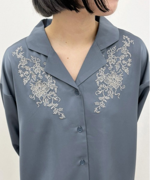apres jour mignon(アプレジュールミニョン)の「刺繍開襟シャツ【ZOZOTOWN限定アイテム】(シャツ/ブラウス・レディース・ブラック/ブルー/グリーン/ダークブルー・X-LARGE/フリー)」の11枚目の写真