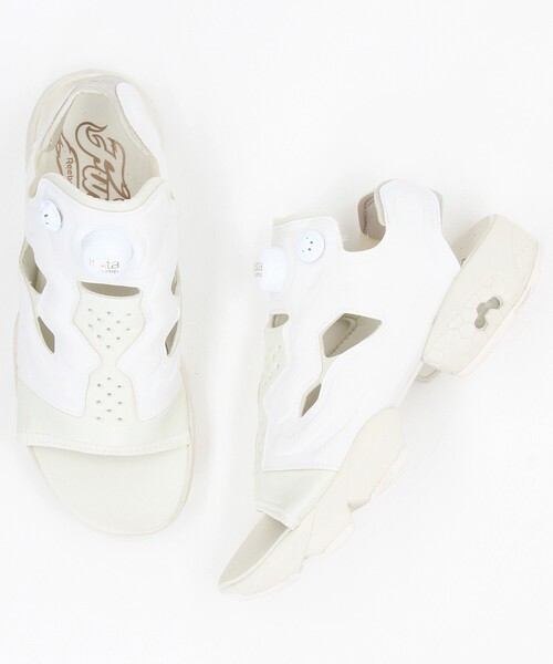 FREAK'S STORE(フリークスストア)の「Reebok/リーボック INSTA PUMP FURY SANDAL/インスタポンプフューリー(スポーツサンダル)(サンダル・レディース・ブラック/ホワイト/ネイビー・23.0cm/24.0cm/25.0cm)」の2枚目の写真