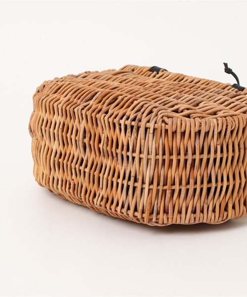 ふりふ（フリフ）の「アラログレザーラウンドトート（トートバッグ・レディース・ブラック/ベージュ・FREE）」の10枚目の写真