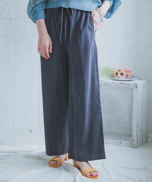 ITEMS URBANRESEARCH（アイテムズ アーバンリサーチ）の「ルーズワイドパンツ（その他パンツ・レディース・カーキ/ベージュ/チャコールグレー・FREE）」の10枚目の写真