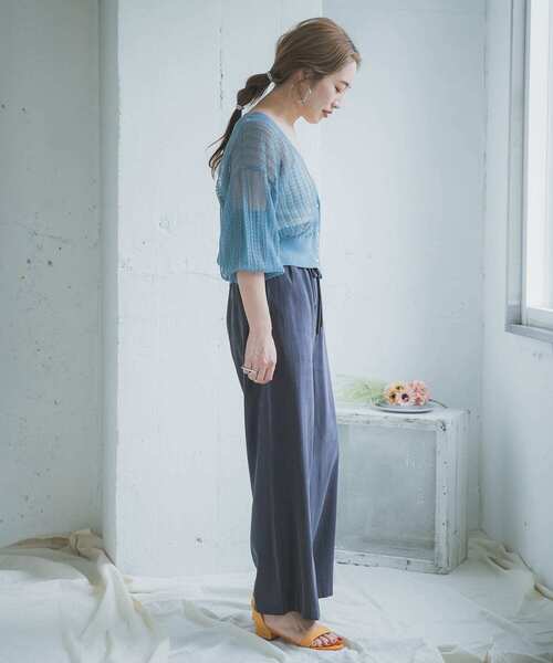 ITEMS URBANRESEARCH（アイテムズ アーバンリサーチ）の「ルーズワイドパンツ（その他パンツ・レディース・カーキ/ベージュ/チャコールグレー・FREE）」の21枚目の写真