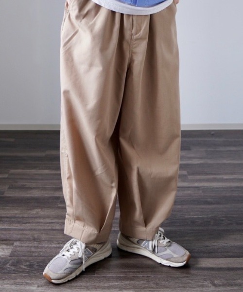 y/m by れぽすけ（イムバイレポスケ）の「ワイドサーカスパンツ（その他パンツ・メンズ・ブラック/ベージュ・MEDIUM/LARGE）」の2枚目の写真