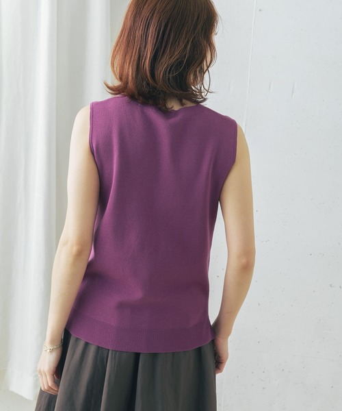 URBAN RESEARCH ROSSO WOMEN（アーバンリサーチ　ロッソ）の「ミラノリブノースリーブニット（ニット/セーター・レディース・ライトグレー/ブラック/パープル・FREE）」の4枚目の写真