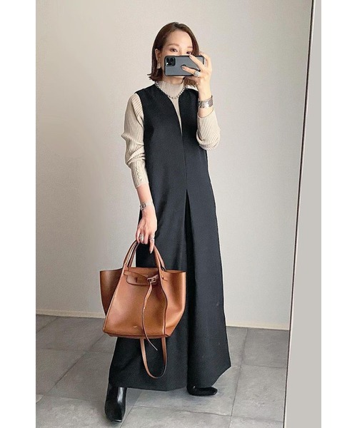 Bonjour Sagan（ボンジュールサガン）の「ディープVネックオールインワン（サロペット/オーバーオール・レディース・ブラック/ベージュ・S/M）」の7枚目の写真