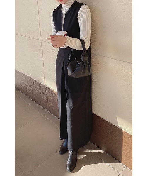 Bonjour Sagan（ボンジュールサガン）の「ディープVネックオールインワン（サロペット/オーバーオール・レディース・ブラック/ベージュ・S/M）」の15枚目の写真