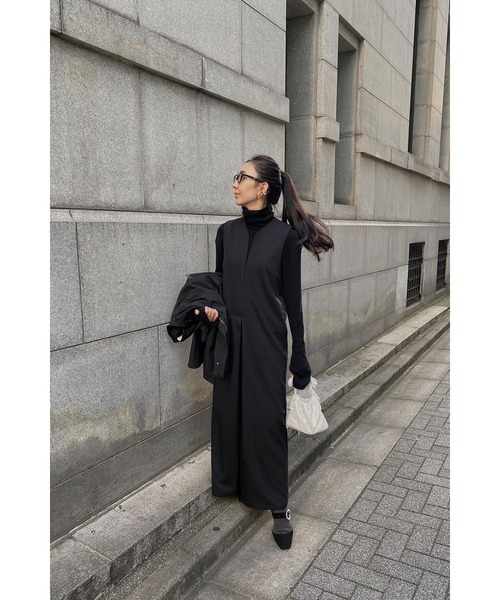 Bonjour Sagan（ボンジュールサガン）の「ディープVネックオールインワン（サロペット/オーバーオール・レディース・ブラック/ベージュ・S/M）」の16枚目の写真