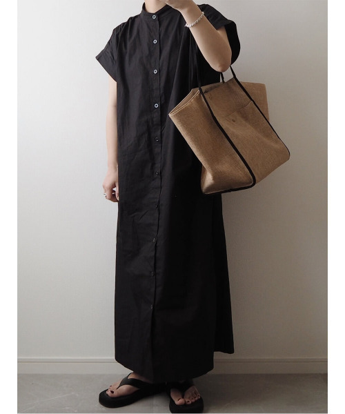 ISOOK（アイスー）の「Stand collar shirt one-piece / スタンドカラーシャツワンピース（mi select）（シャツワンピース・レディース・ダークベージュ/ブラック・FREE）」の9枚目の写真