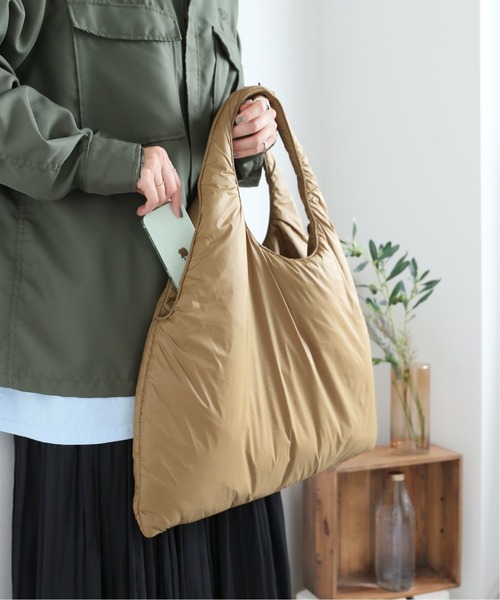 HELOYSE（エロイーズ）の「【HELOYSE/エロイーズ】 Puffer tote：トートバッグ◆（トートバッグ・レディース・グレー/ベージュ・FREE）」の16枚目の写真