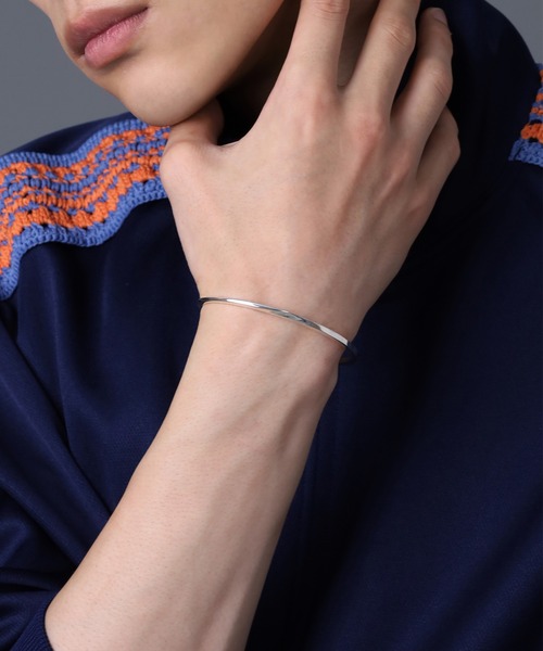 LION HEART（ライオンハート）の「“for Gift”スリムバングル（フィロ）/シルバー925【LION HEART / ライオンハート】（バングル/リストバンド・メンズ・シルバー・ONE SIZE）」の15枚目の写真