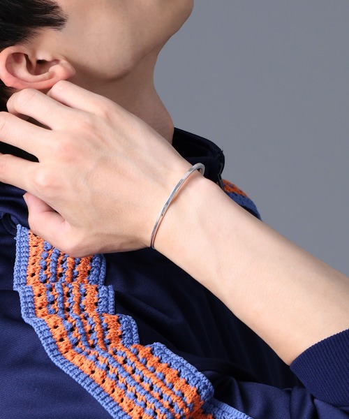 LION HEART（ライオンハート）の「“for Gift”スリムバングル（フィロ）/シルバー925【LION HEART / ライオンハート】（バングル/リストバンド・メンズ・シルバー・ONE SIZE）」の16枚目の写真