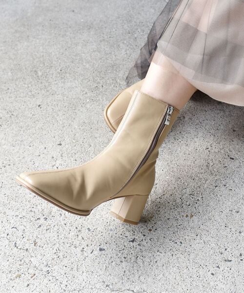 SHIPS（シップス）の「【WEB限定】ニュアンスカラーバリエーションブーツ◇（ブーツ・レディース・ライトブルー/ブラック/ベージュ/ブラウン/オフホワイト/ミント・80/70/60/55）」の21枚目の写真