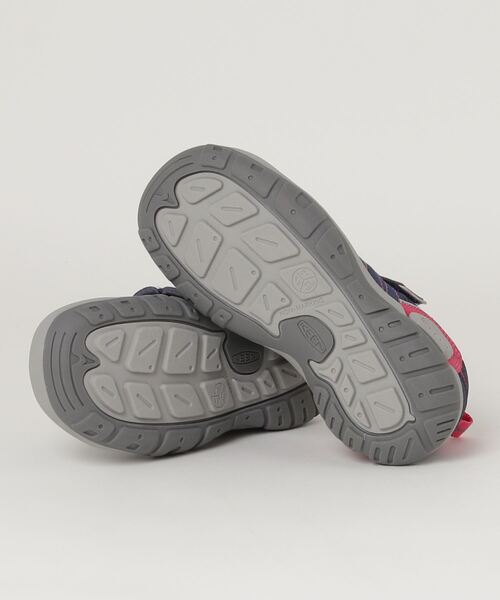 KEEN(キーン)の「KEEN/キーン KNOTCH PEAK ノッチ ピーク スニーカー キッズ 軽量 1025900(スニーカー・キッズ・ブルー系その他・22.5cm/22.0cm/21.0cm/20.0cm)」の3枚目の写真