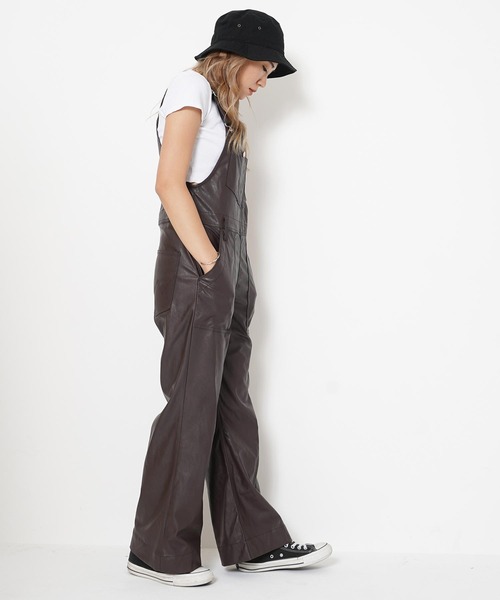 Wrangler（ラングラー）の「Wrangler Womens SYNTHETIC LEATHER FRARE OVERALL WI1393（つなぎ/オールインワン・レディース・ブラウン/ブラック・S/XS/SMALL/X-SMALL）」の18枚目の写真